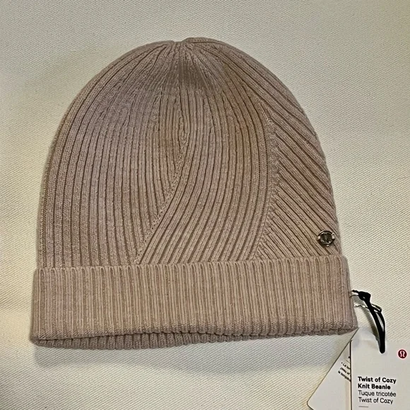 NWT Lululemon Twist of Cozy Beanie Hat Pink Lululemon Twist Of Cozy Knit Beanie - Violet Red - lulu fanatics main image 2